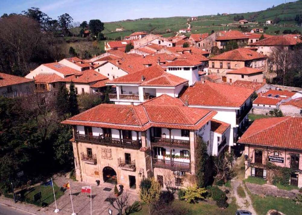 Hotel Museo Los Infantes Santillana del Mar Exterior foto