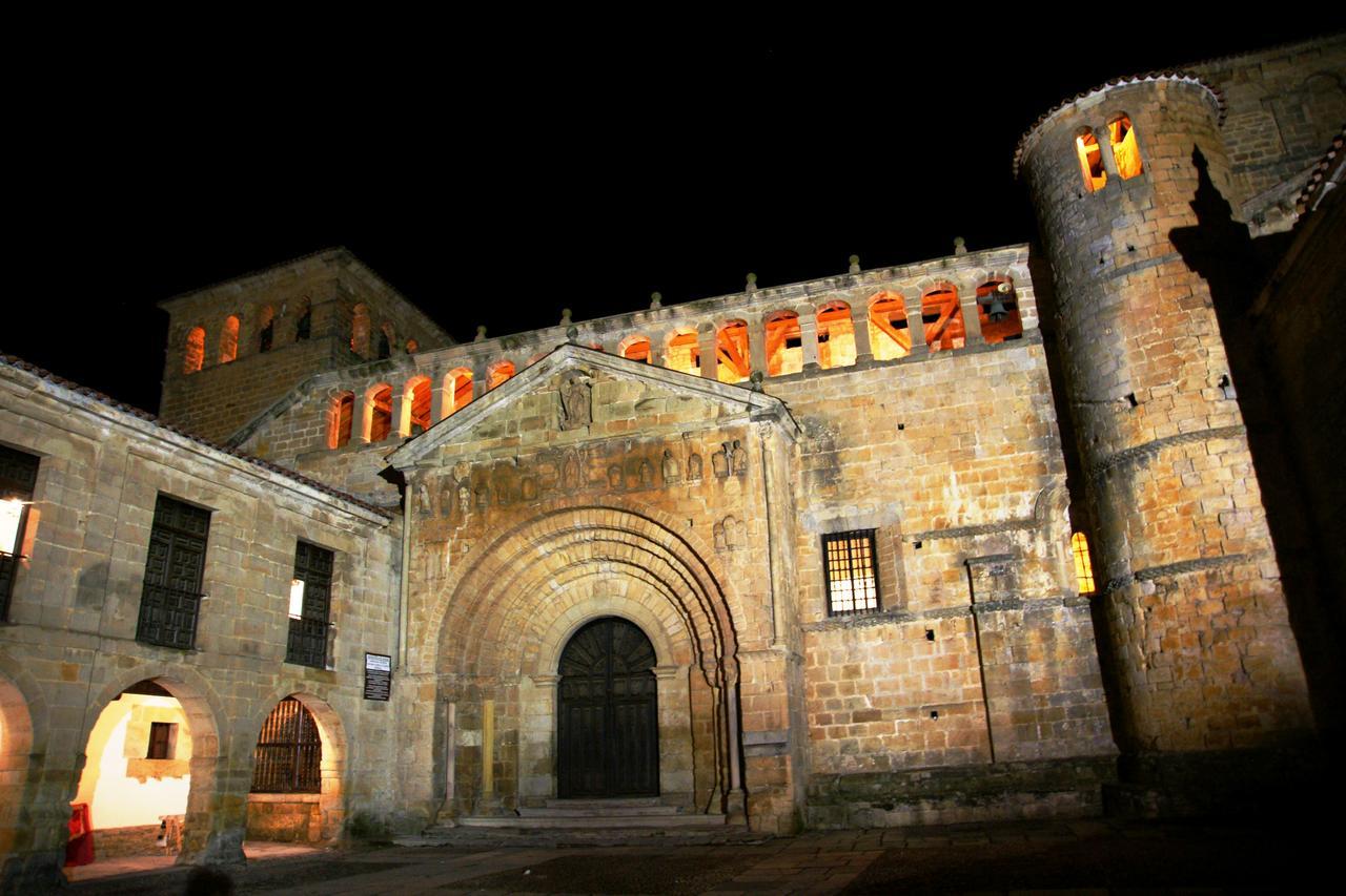 Hotel Museo Los Infantes Santillana del Mar Exterior foto